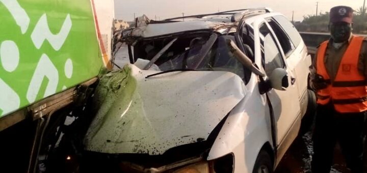 Two die in accident on Ibadan-Lagos expressway