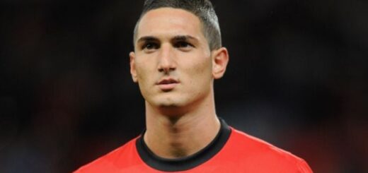 EPL: ‘In difficult moments he was the best’ – Macheda blames Man United to selling top star