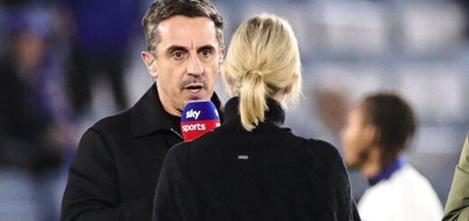 Gary Neville and Peter Drury is not a utopian combination