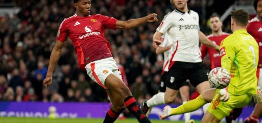 Chido Obi media praise baffling as Man Utd teen’s 14 touches v Fulham analysed