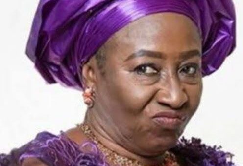 How to deal with Nigerian aunties when they ask ‘When will you marry?