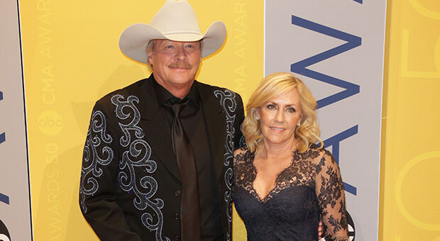 Alan Jackson’s Wife: Everything to Know About Denise Jackson