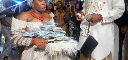 Watch How Edisemi Made Osaze Work for That Smile During Their Ijaw Trad