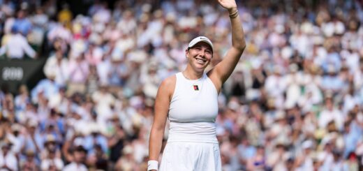 Amanda Anisimova: 5 Things to Know About the Tennis Star Competing in Wimbledon