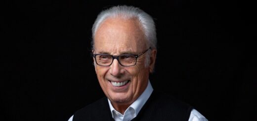 John MacArthur Scandals: Abuse Allegations, Lawsuits & Church Backlash