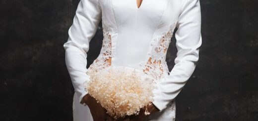 Achieve a Blend of Simplicity and Elegance on Your Big Day With This Inspo