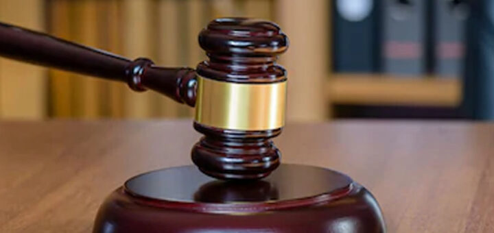 UK surgeon jailed for fraud, possessing amputation porn