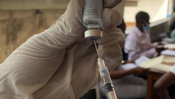 DR Congo begins vaccinating against new Ebola outbreak