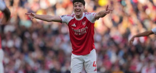 Arsenal £100m man ‘needs to be dropped’