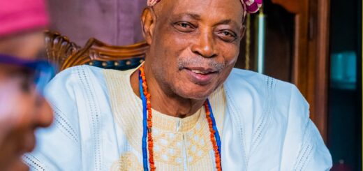 Atiku, El-Rufai, Ayu visit Olubadan, Oba Ladoja in Ibadan