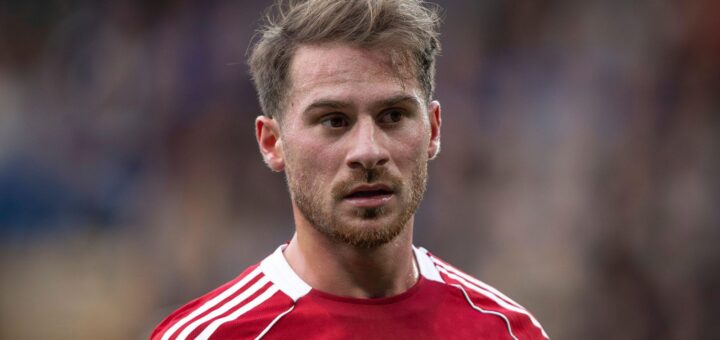Six reasons for ‘abysmal’ Liverpool star becoming surprise weak link revealed after ‘drowning’ vs Chelsea