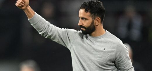 Man Utd beat Brighton, Sunderland stun Chelsea to go second in Premier League