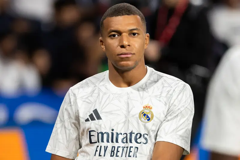 Mbappe receives 2024/2025 Golden Boot