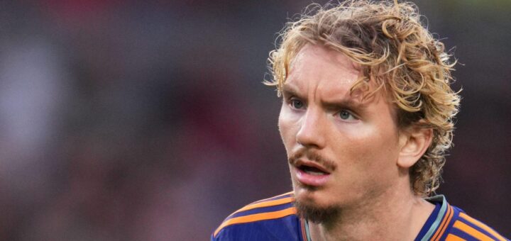 Newcastle invite Eddie Howe sack talk with rotten timing