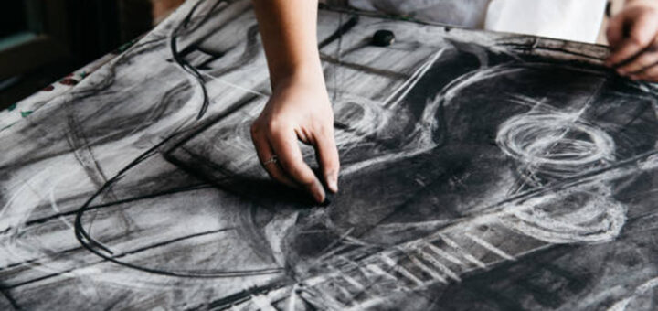 Kenneth Uzoigwe on identity,  silence, charcoal in faceless presence